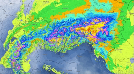 Nieuwe lading sneeuw onderweg naar de Alpen